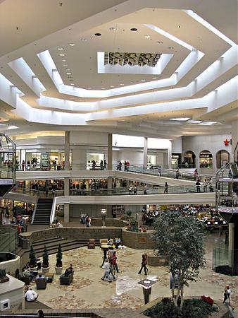 Woodfield Mall - Wikipedia