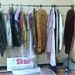 laundry helm di sini (en) di kota Depok