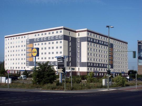 Allee Der Kosmonauten 32 Allee Der Kosmonauten 32