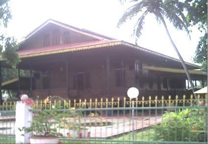 Rumah Adat Gorontalo Tapa Gorontalo