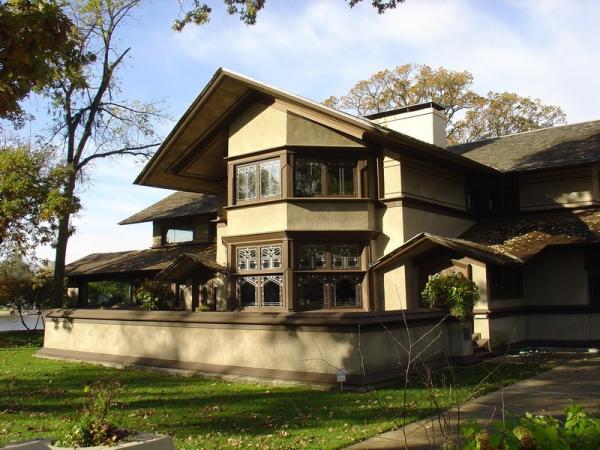 B. Harley Bradley House Designed By Frank Lloyd Wright In 1900 