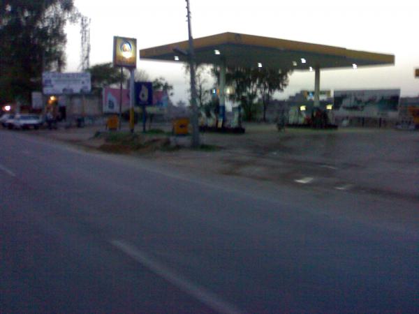 indian-petrol-pump-bagha-purana-petrol-gas-station