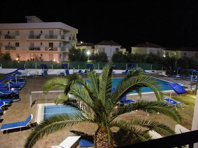 papantonia hotel apts pernera