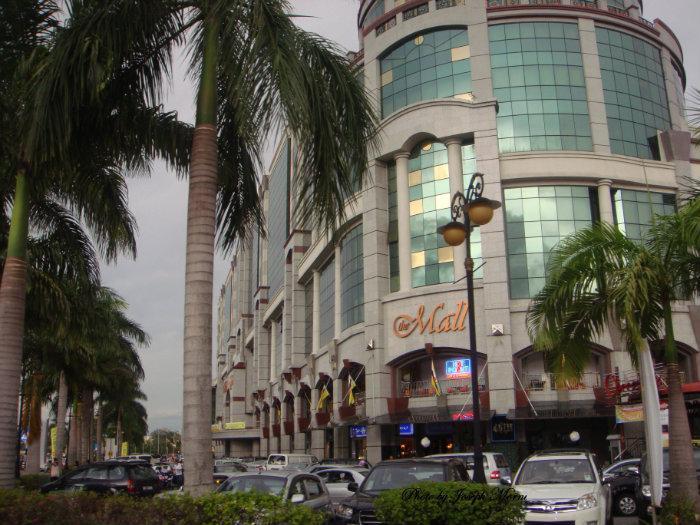 dolor consumidor Canadá The Mall - Bandar Seri Begawan