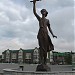 Скульптура «Прощающаяся славянка» в городе Ханты-Мансийск