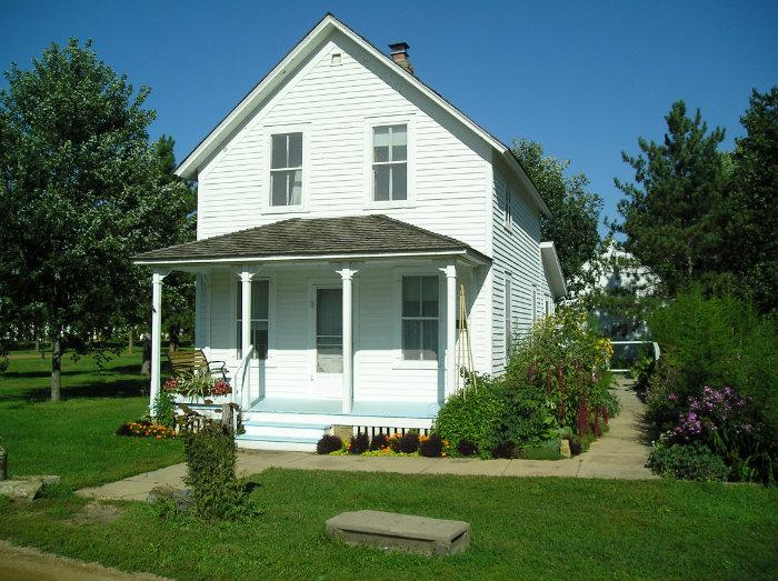 Harris House Dakota City Heritage Village