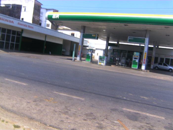 gas station vista ca