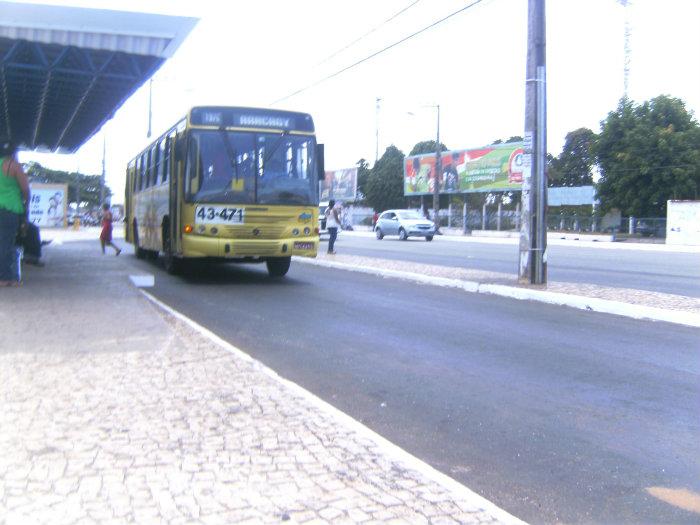 Parada de Ônibus Rio Anil Shopping