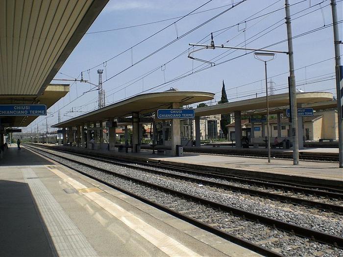 Stazione di ChiusiChianciano Terme Chiusi Scalo Stazione di ChiusiChianciano Terme Chiusi Scalo