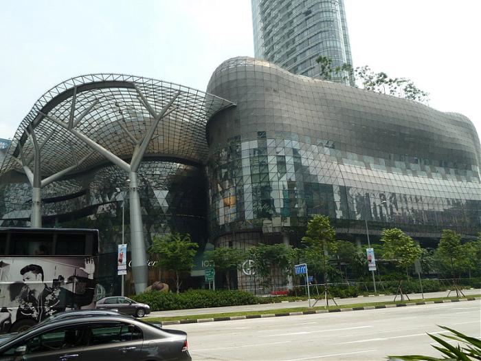 Visit the new Calvin Klein store at ION Orchard (B1-08). A new