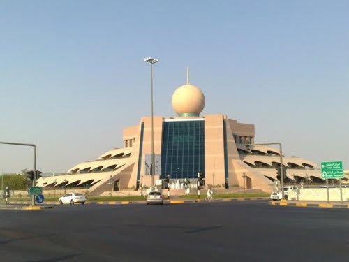 مؤسسة الإمارات للإتصالات مدينة العين مبني الاتصالات