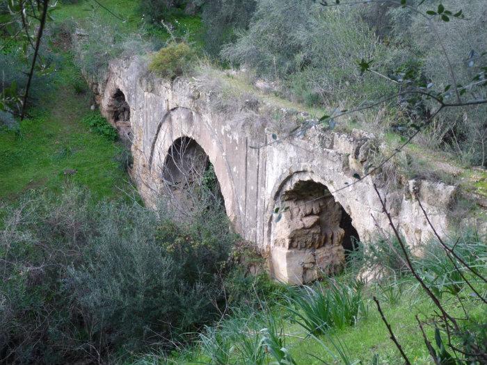 Acueducto Romano de Valdepuentes