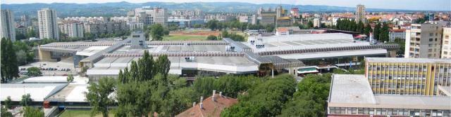 O Centro Desportivo Spc Vojvodina Comumente Designado Por Spens é Um Local  Multifuncional Localizado Em Novi Sad Vojvodina Serbia. Imagem de Stock  Editorial - Imagem de cestas, elevado: 179021974
