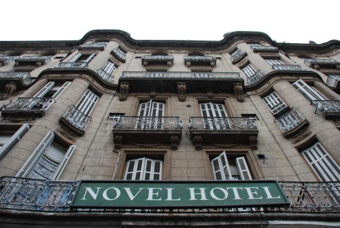 novel hotel