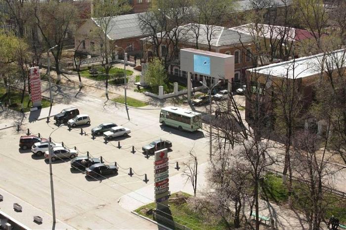 car-parking-lot-kamensk-shakhtinsky