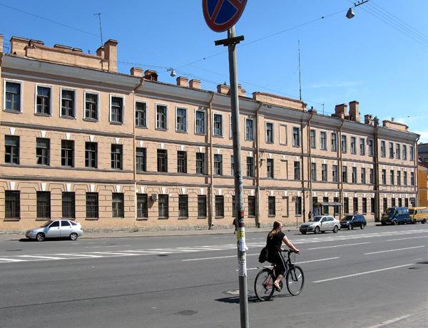 Ближайшие города: