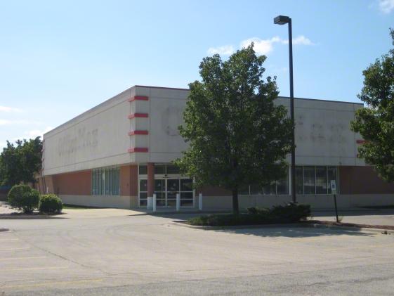 Former Officemax - Elk Grove Village, Illinois