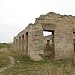 Развалины дома с дореволюционными надписями в городе Севастополь