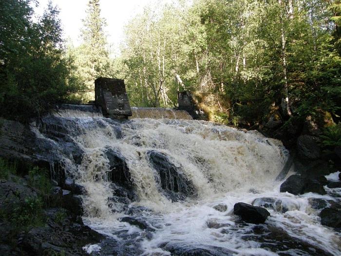 Водопад Мюллюкюля Карелия