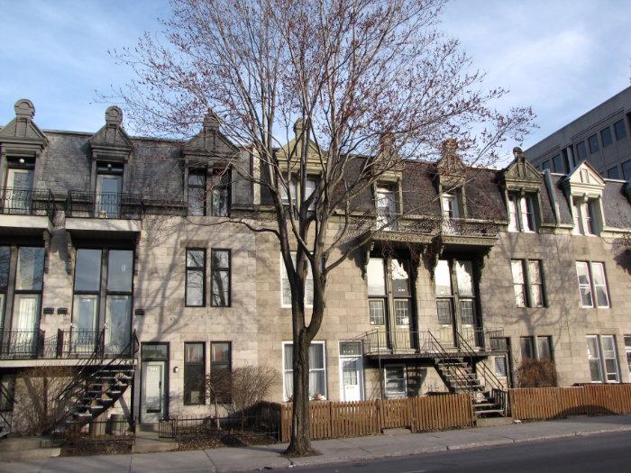 Houses Greater Montreal Area