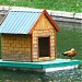 Плавучий домик для водоплавающих птиц в городе Москва