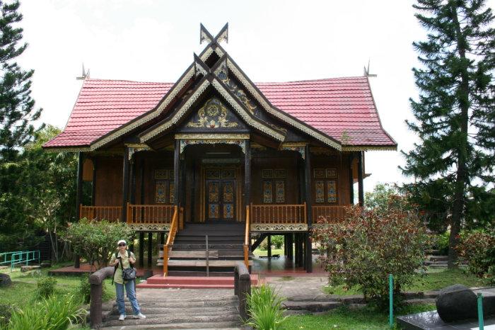 View Rumah Panggung Kajang Leko PNG