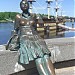 Скульптура «Уставшая туристка» в городе Великий Новгород