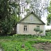 Деревянный дом на территории Спасского храма в городе Долгопрудный