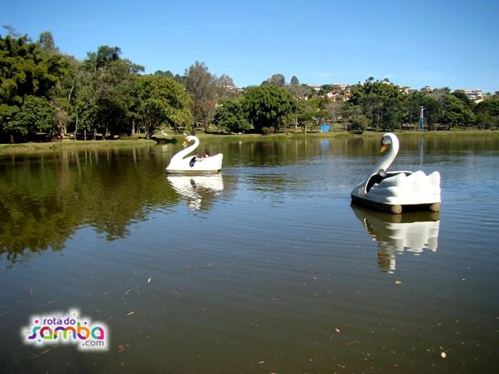 Lago dos Parque das Águas Caxambu Lago dos Parque das Águas Caxambu