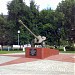 Пушка Д-44 на постаменте в городе Быхов
