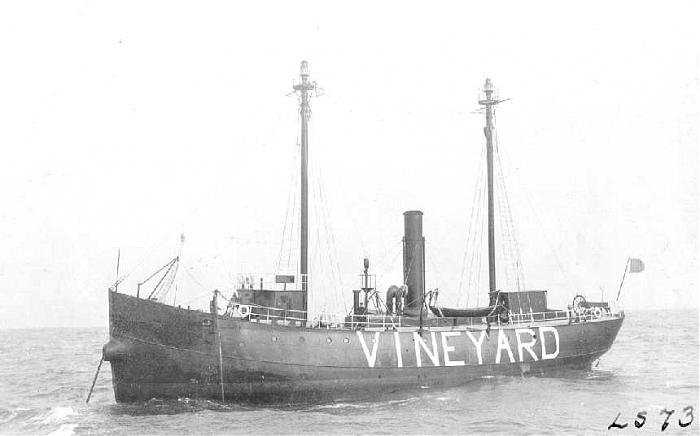 Dive to the Wreck of the Brenton Reef Lightship, LV39 