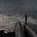 Излив тёплой воды в озеро из трубопроводов в городе Норильск