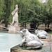 Korsós lány szökőkút in Dunaújváros city