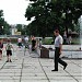 Детская игровая площадка у дороги в городе Орёл