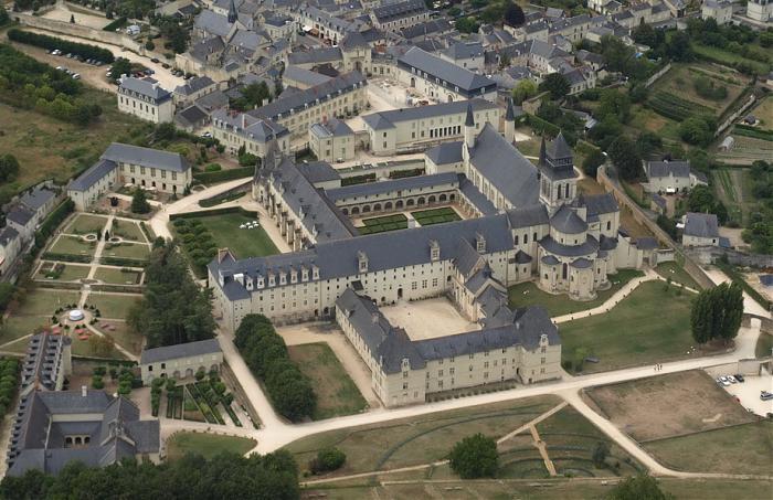 abbaye notre dame de fontevraud