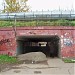 Пешеходный туннель под железной дорогой в городе Москва