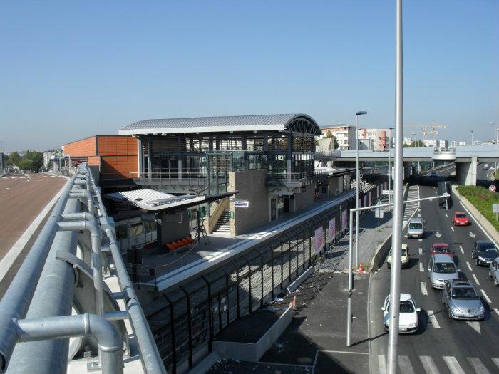 CréteilPointe du Lac ( Ligne 8 )