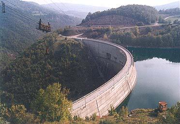 Брана језера