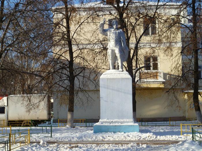 Памятник Кирову   Нижний Новгород image 5