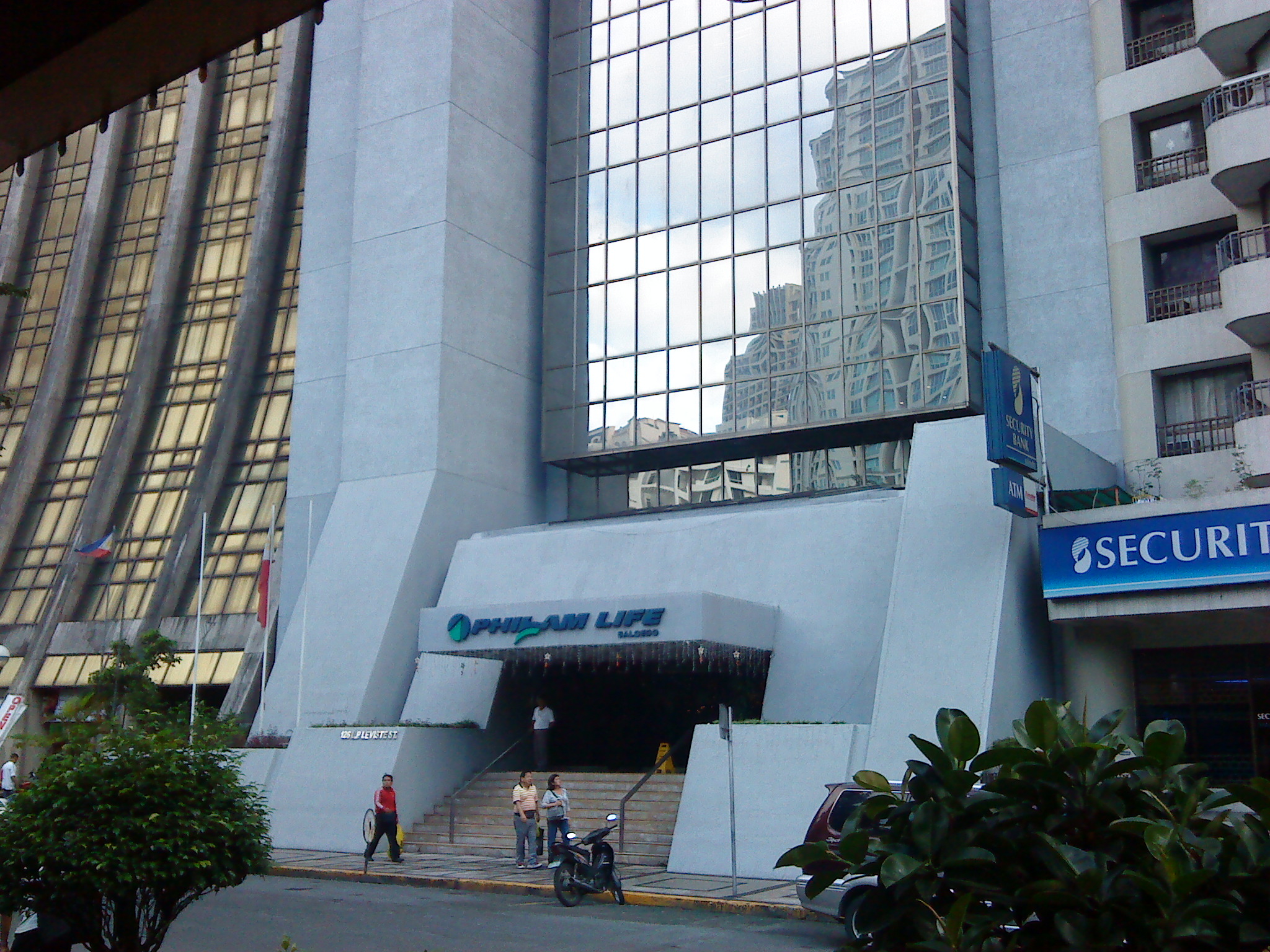 philam-life-salcedo-building-makati