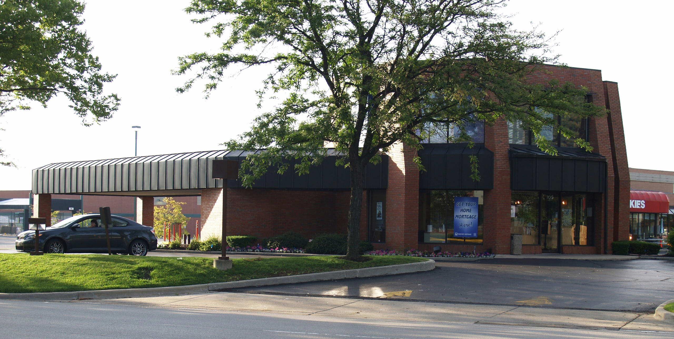 Parkway Bank & Trust CO - Mount Prospect, IIllinois