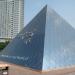 Replica of Louvre Glass Pyramid (en) 在 深圳市 城市 