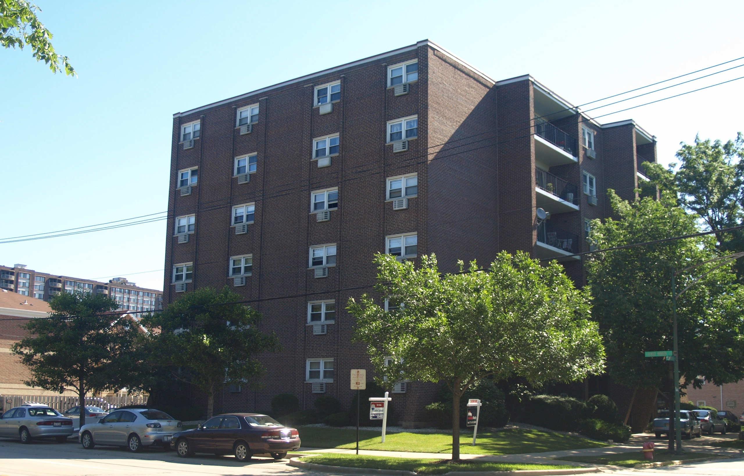 Linden Grove Apartments Chicago, Illinois