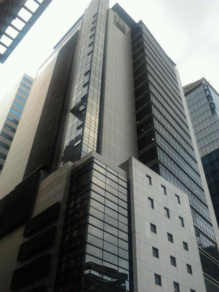 W City Center, Bonifacio Global City, corner 30th Street 7th Ave, Taguig, Metro Manila, Philippines