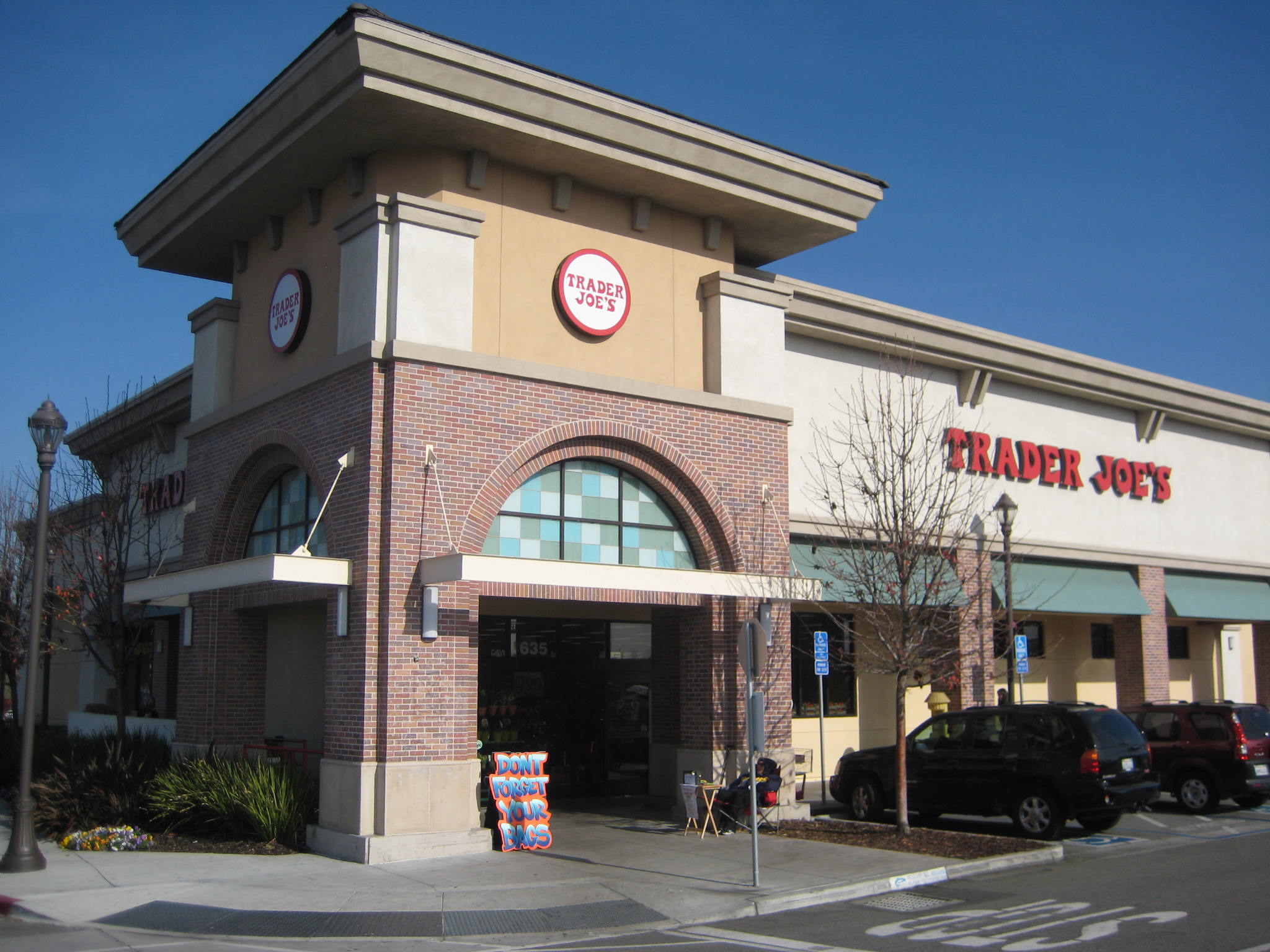 Trader Joe's San Jose, California Coleman Avenue, 635