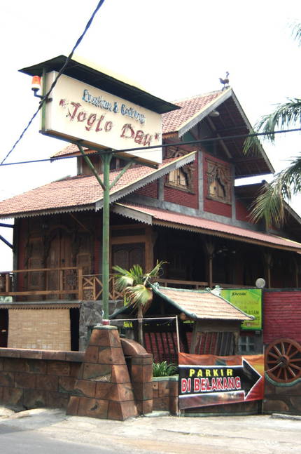 Rumah Makan Joglo Dau