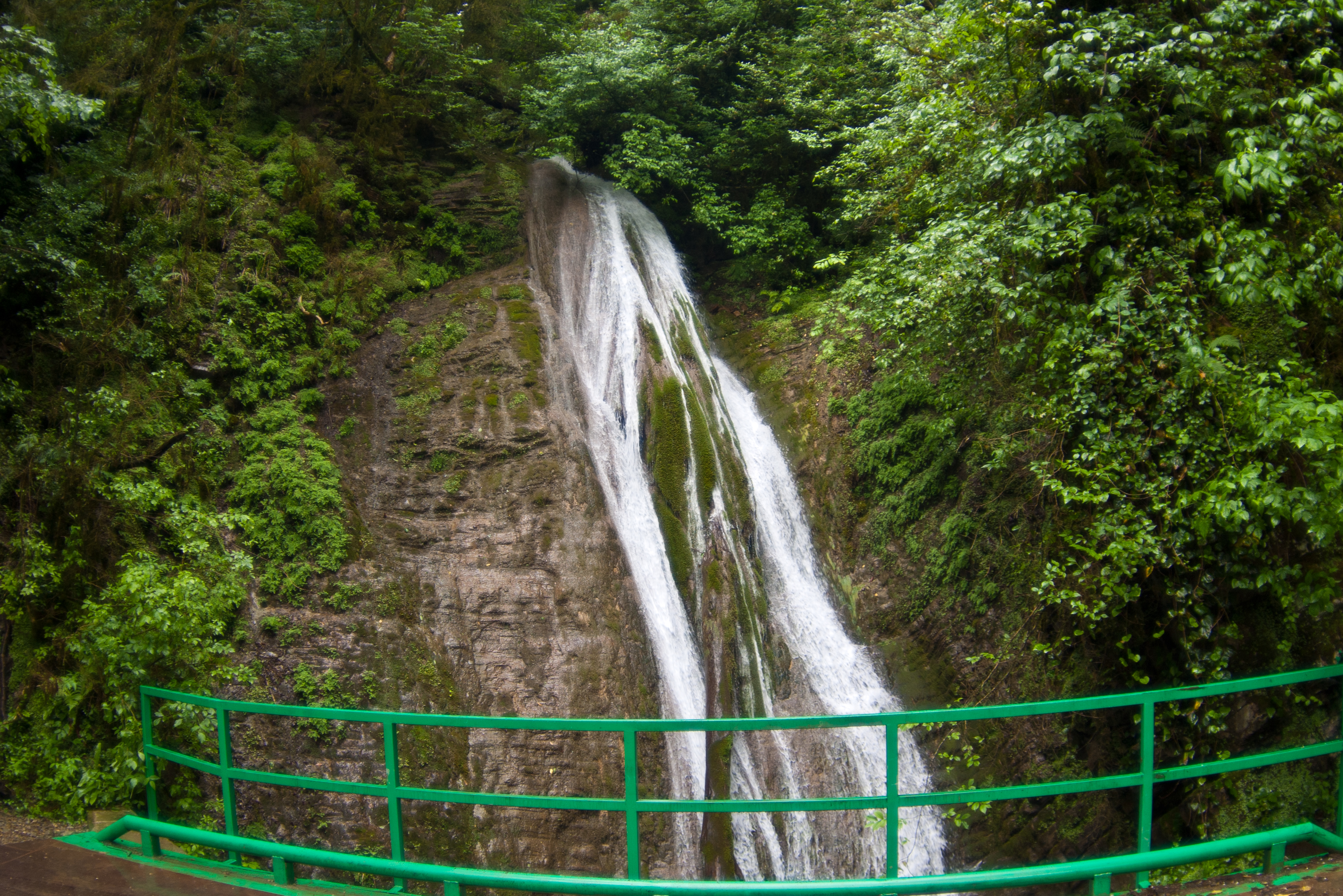 Молочный водопад Сочи