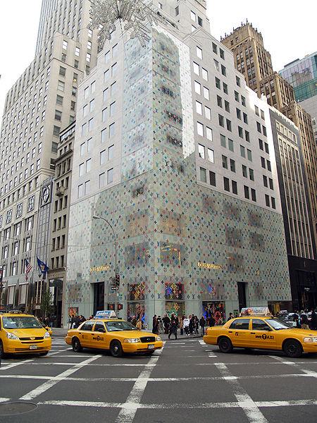 Louis Vuitton Building on 5th Avenue, Corner Facade, NYC