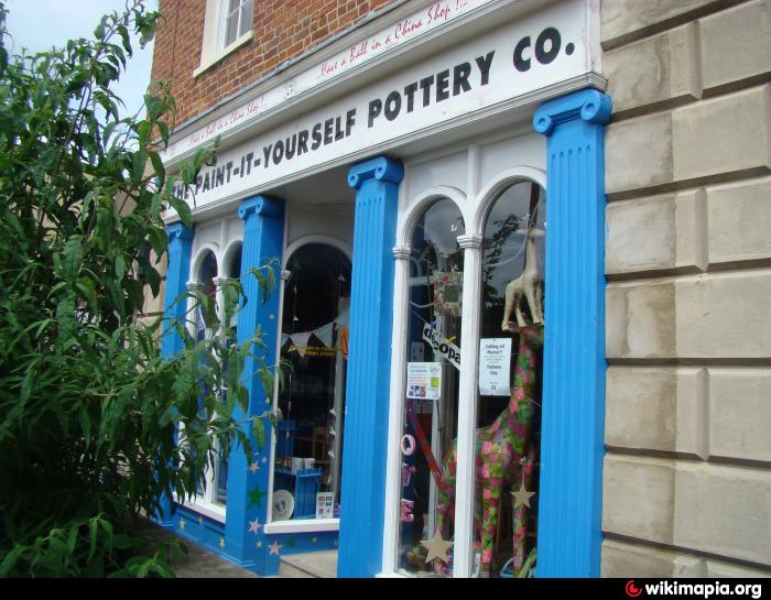 Paint it yourself Pottery Cheltenham