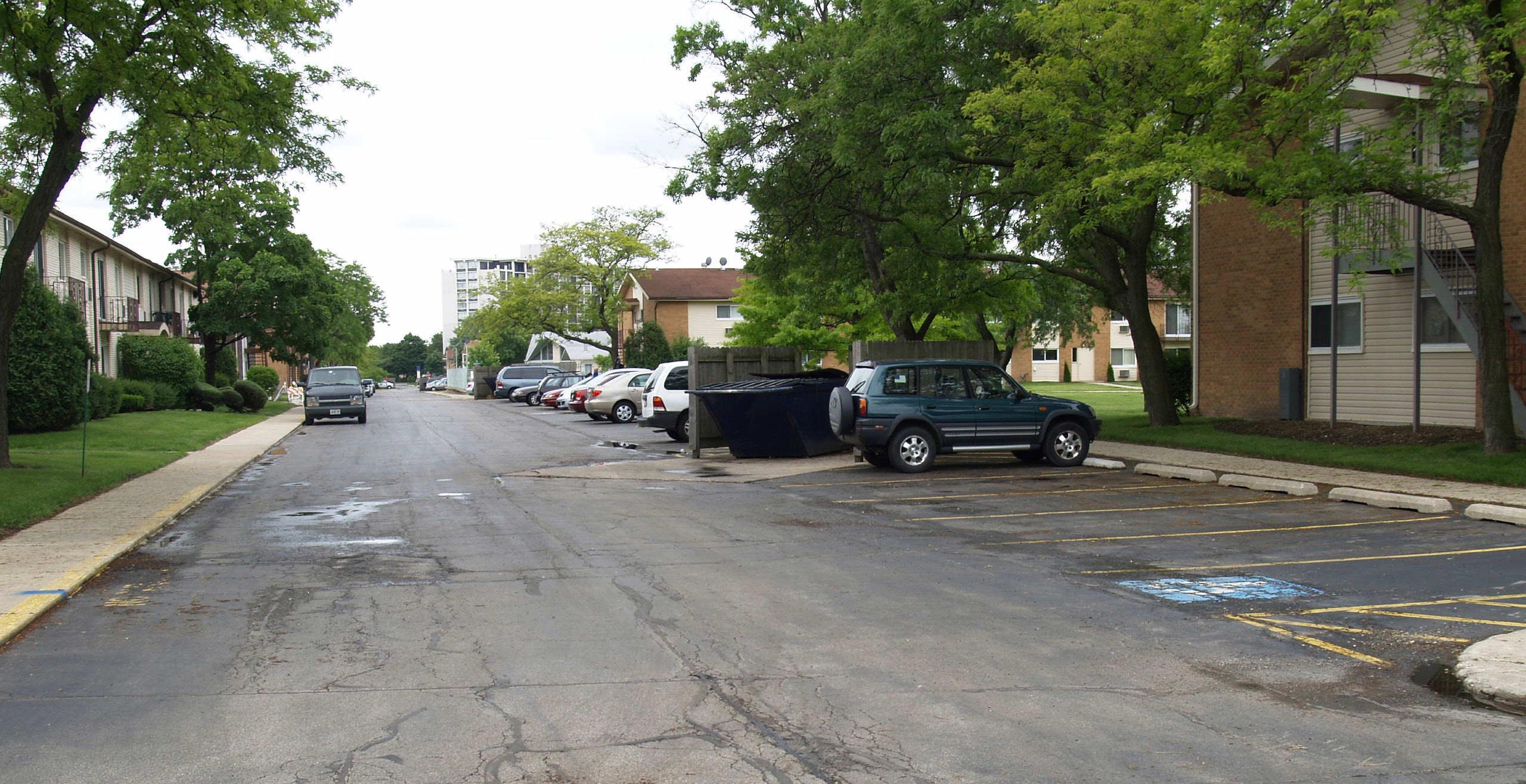 Courtland Square Condominiums